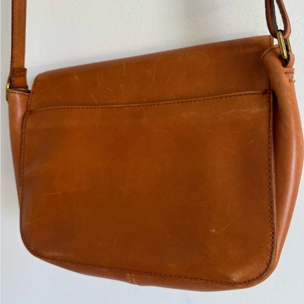 Madewell The Abroad Shoulder Bag - Picture 5 of 8